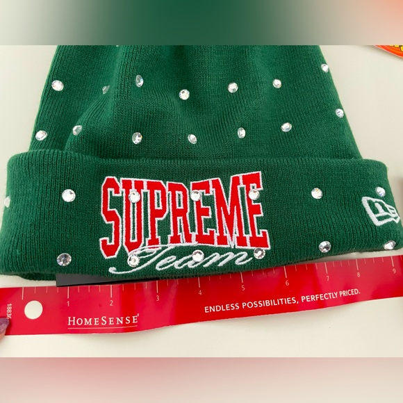 SUPREME RHINESTONE HAT / TOQUE - Picture 9 of 9